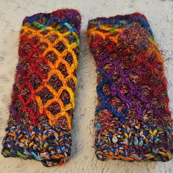 Vibrant Multicolor Wool Knit Fingerless Gloves - Picture 2 of 5